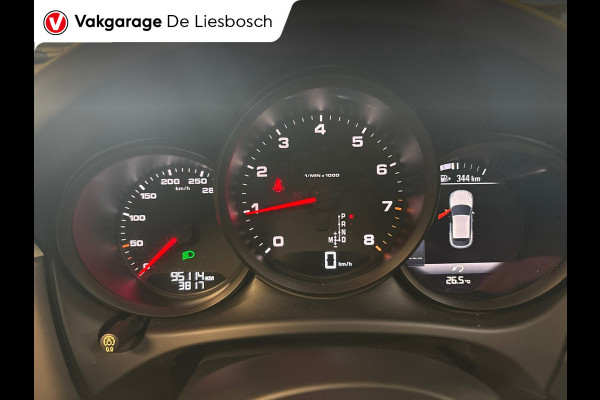 Porsche Macan 2.0/pano/leer/navi/camera/sport chrono/stoelverw/boeken