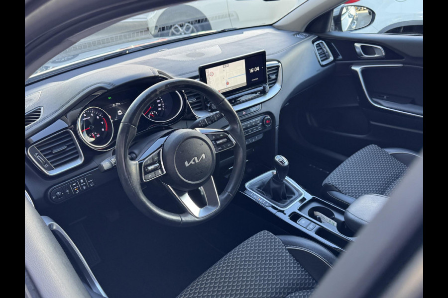 Kia Ceed Sportswagon 1.0 T-GDi DynamicPlusLine NL-AUTO | TREKHAAK | STOEL EN STUURVERWARMING