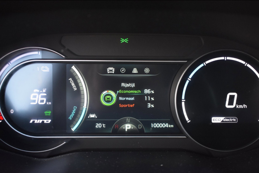 Kia e-Niro DynamicPlusLine 64 kWh | SOH 97,5% | NAP | STOELVERWARMING | CAMERA | SCHUIFKANTELDAK