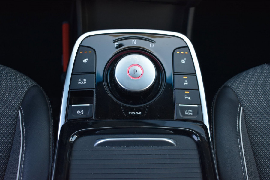 Kia e-Niro DynamicPlusLine 64 kWh | SOH 97,5% | NAP | STOELVERWARMING | CAMERA | SCHUIFKANTELDAK