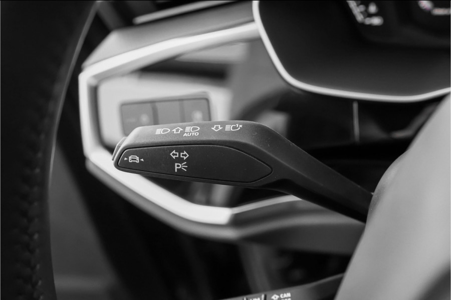 Audi Q3 40 TFSI Quattro Edition Virtual Dash CarPlay Cruise 20"