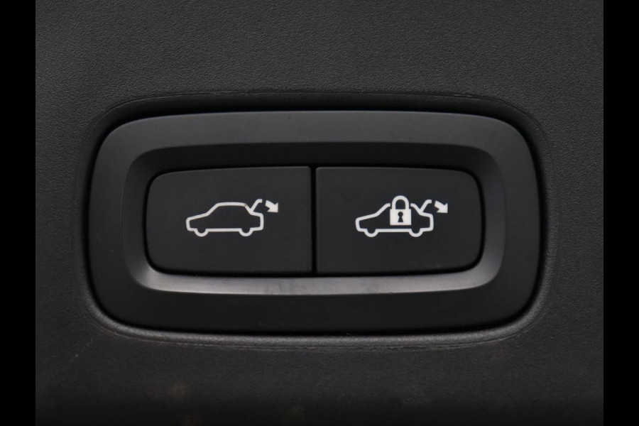Volvo V90 2.0 B4 R-Design | Panoramadak | Leder | Stuur/stoelverwarming | Trekhaak | harman/kardon | Head-up | Adaptive cruise | 360 camera | Full LED |