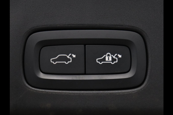 Volvo V90 2.0 B4 R-Design | Panoramadak | Leder | Stuur/stoelverwarming | Trekhaak | harman/kardon | Head-up | Adaptive cruise | 360 camera | Full LED |