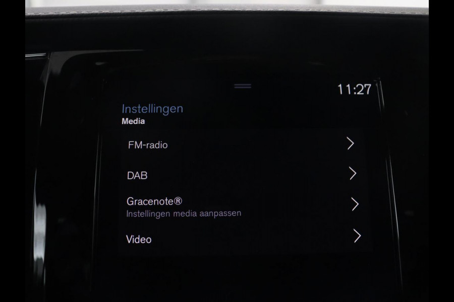Volvo V90 2.0 B4 R-Design | Panoramadak | Leder | Stuur/stoelverwarming | Trekhaak | harman/kardon | Head-up | Adaptive cruise | 360 camera | Full LED |
