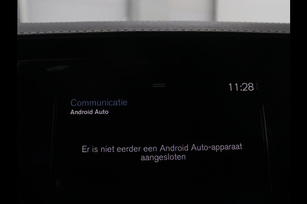 Volvo V90 2.0 B4 R-Design | Panoramadak | Leder | Stuur/stoelverwarming | Trekhaak | harman/kardon | Head-up | Adaptive cruise | 360 camera | Full LED |
