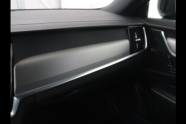 Volvo V90 2.0 B4 R-Design | Panoramadak | Leder | Stuur/stoelverwarming | Trekhaak | harman/kardon | Head-up | Adaptive cruise | 360 camera | Full LED |