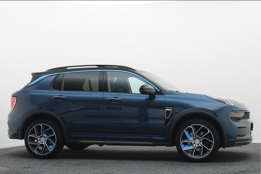 Lynk & Co 01 1.5 Plug-in Hybrid 360° Camera, Panoramadak, Apple Carplay, ACC, Keyless, LED, 20''