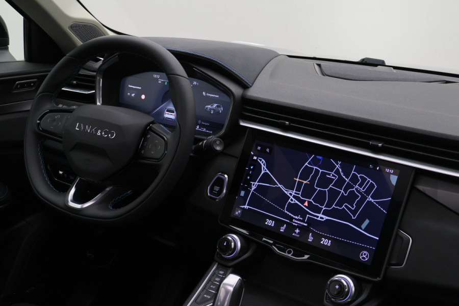 Lynk & Co 01 1.5 Plug-in Hybrid 360° Camera, Panoramadak, Apple Carplay, ACC, Keyless, LED, 20''