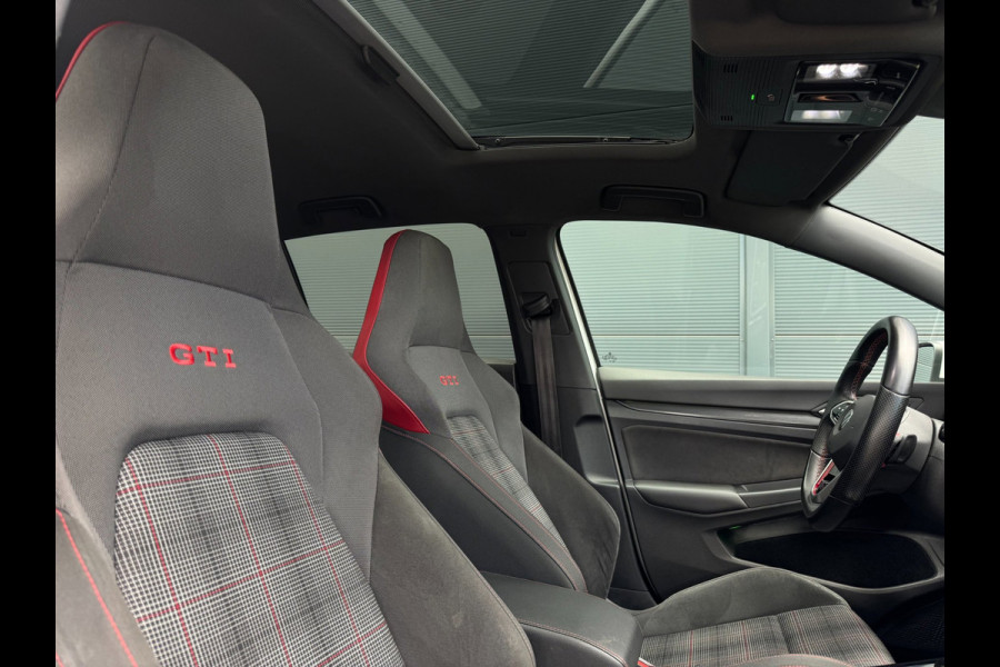 Volkswagen Golf 2.0 TSI GTI