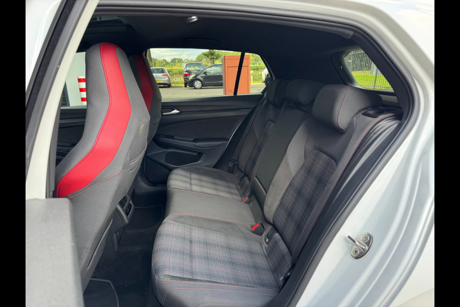 Volkswagen Golf 2.0 TSI GTI