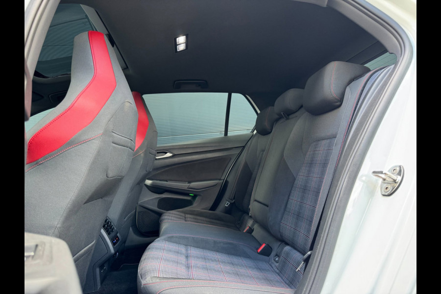 Volkswagen Golf 2.0 TSI GTI