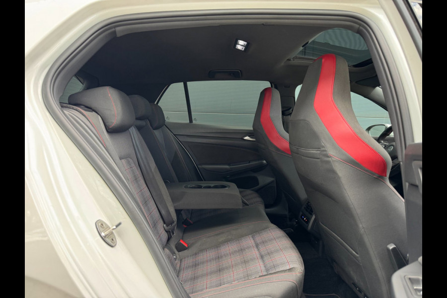 Volkswagen Golf 2.0 TSI GTI
