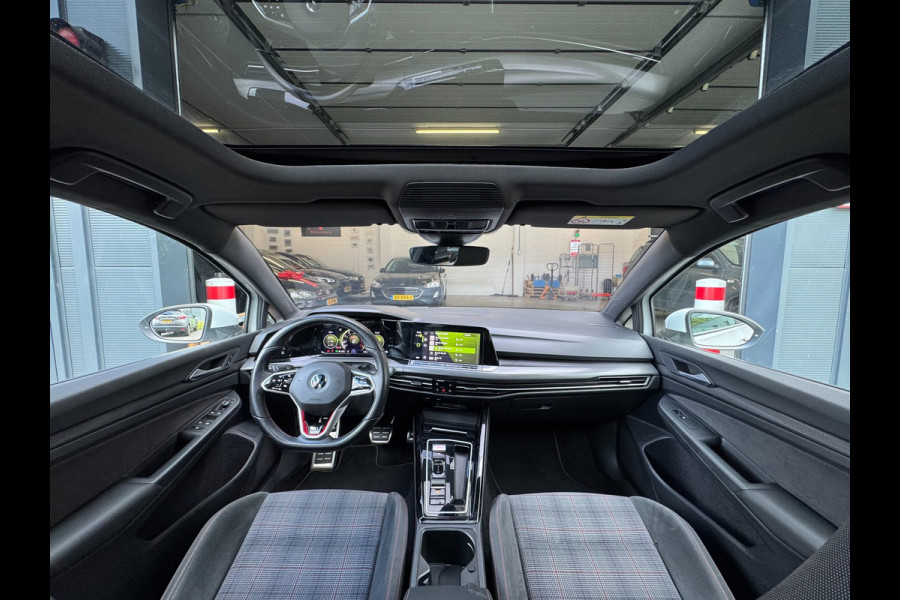 Volkswagen Golf 2.0 TSI GTI