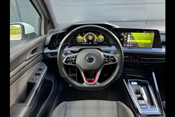 Volkswagen Golf 2.0 TSI GTI