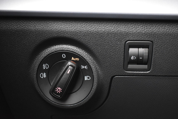 Seat Ibiza TSI 116PK DSG FR-SPORT CAMERA/CARPLAY/STOELVERWARMING