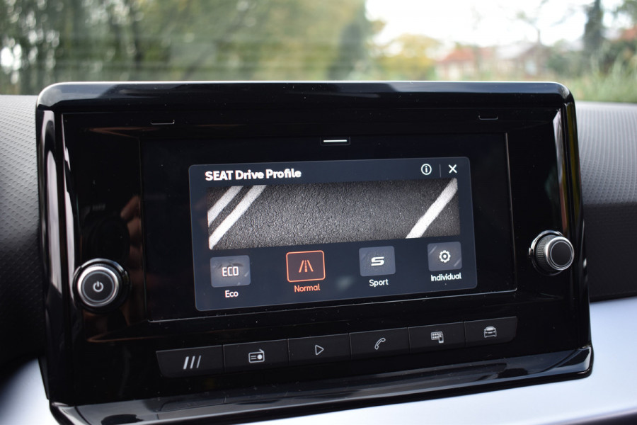 Seat Ibiza TSI 116PK DSG FR-SPORT CAMERA/CARPLAY/STOELVERWARMING