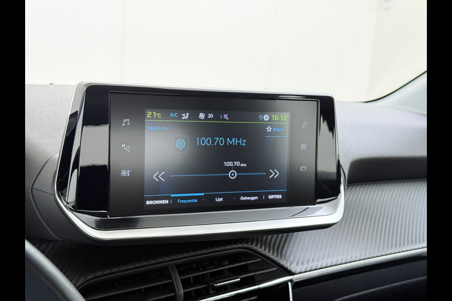 Peugeot e-208 EV 5Drs Automaat Apple Carplay Android Auto Navi* Ecc Cruise Control Active 50kWh Isofix Led Regen-Lichtsensor Keyless Dealeronderhouden