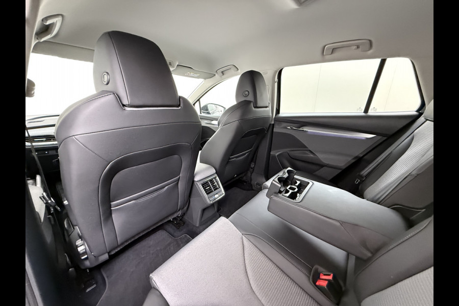 Škoda ENYAQ iV 180PK SOH 91% 3-Zone Ecc Camera Navi Ecc Stoel+Stuurverwarming Android Auto Apple Carplay 60 P-Assist Cruise Control Privacy Glas Lmv 20" Isofix Lane Assist Keyless advanced 1e Eigenaar Origineel Nederlandse Auto