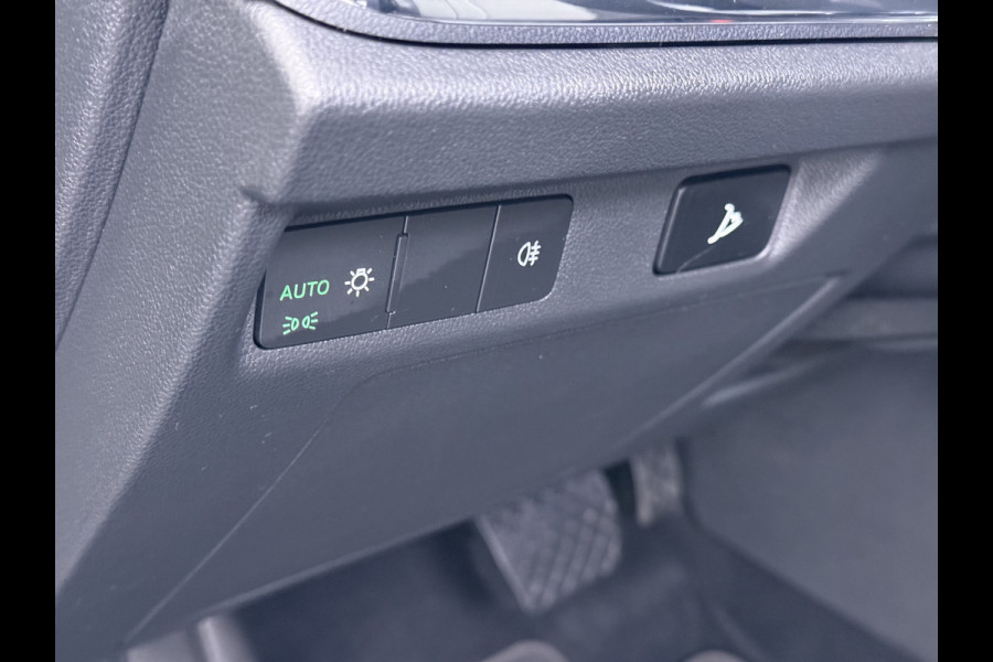 Škoda ENYAQ iV 180PK SOH 91% 3-Zone Ecc Camera Navi Ecc Stoel+Stuurverwarming Android Auto Apple Carplay 60 P-Assist Cruise Control Privacy Glas Lmv 20" Isofix Lane Assist Keyless advanced 1e Eigenaar Origineel Nederlandse Auto