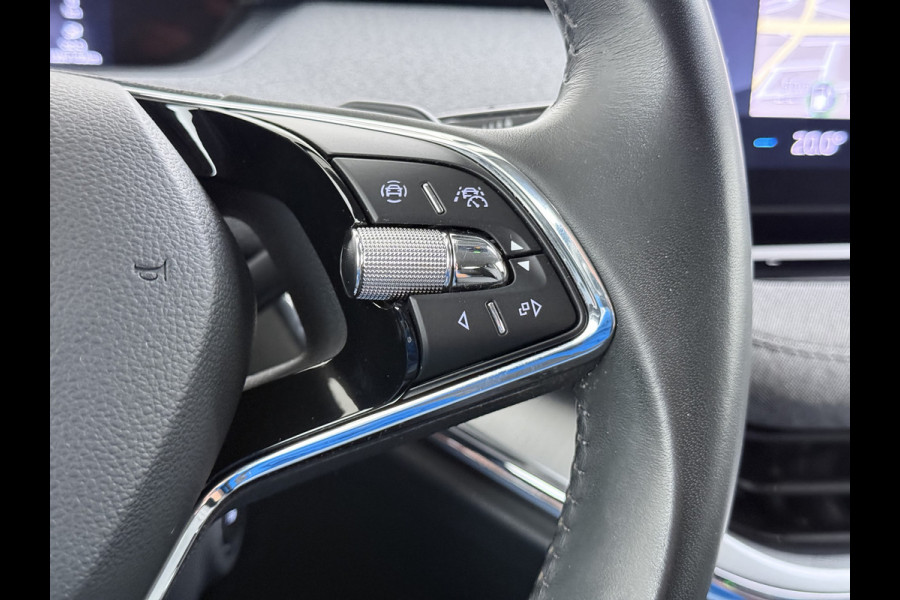 Škoda ENYAQ iV 180PK SOH 91% 3-Zone Ecc Camera Navi Ecc Stoel+Stuurverwarming Android Auto Apple Carplay 60 P-Assist Cruise Control Privacy Glas Lmv 20" Isofix Lane Assist Keyless advanced 1e Eigenaar Origineel Nederlandse Auto