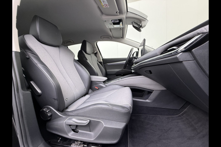 Škoda ENYAQ iV 180PK SOH 91% 3-Zone Ecc Camera Navi Ecc Stoel+Stuurverwarming Android Auto Apple Carplay 60 P-Assist Cruise Control Privacy Glas Lmv 20" Isofix Lane Assist Keyless advanced 1e Eigenaar Origineel Nederlandse Auto