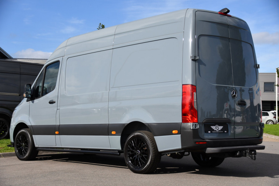 Mercedes-Benz Sprinter 319 V6 3.0 CDI L2H2 PB Edition Camera, Cruise, Carplay, Multimedia, Automaat, Geveerde stoel, 190pk, Trekhaak, Uniek!