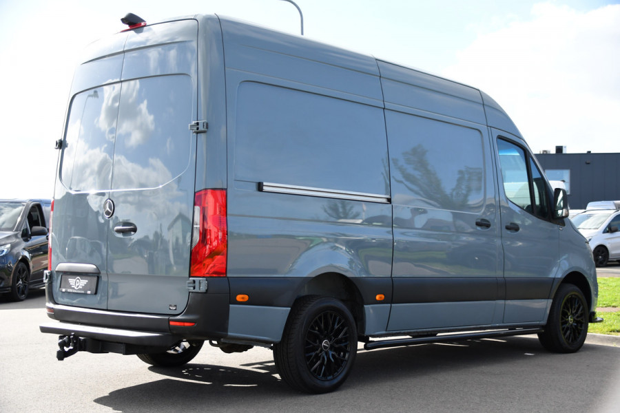 Mercedes-Benz Sprinter 319 V6 3.0 CDI L2H2 PB Edition Camera, Cruise, Carplay, Multimedia, Automaat, Geveerde stoel, 190pk, Trekhaak, Uniek!