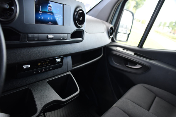 Mercedes-Benz Sprinter 319 V6 3.0 CDI L2H2 PB Edition Camera, Cruise, Carplay, Multimedia, Automaat, Geveerde stoel, 190pk, Trekhaak, Uniek!