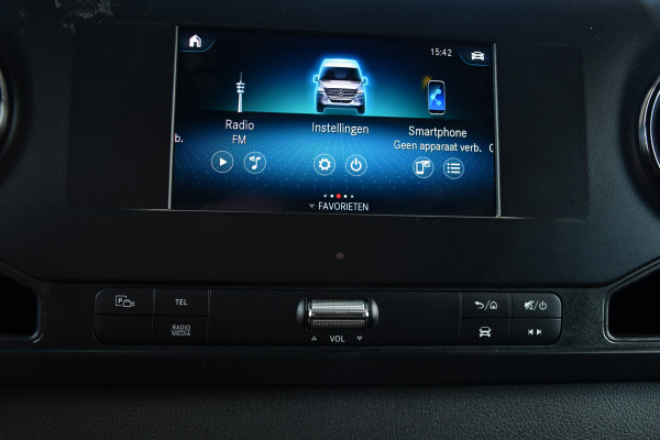 Mercedes-Benz Sprinter 319 V6 3.0 CDI L2H2 PB Edition Camera, Cruise, Carplay, Multimedia, Automaat, Geveerde stoel, 190pk, Trekhaak, Uniek!