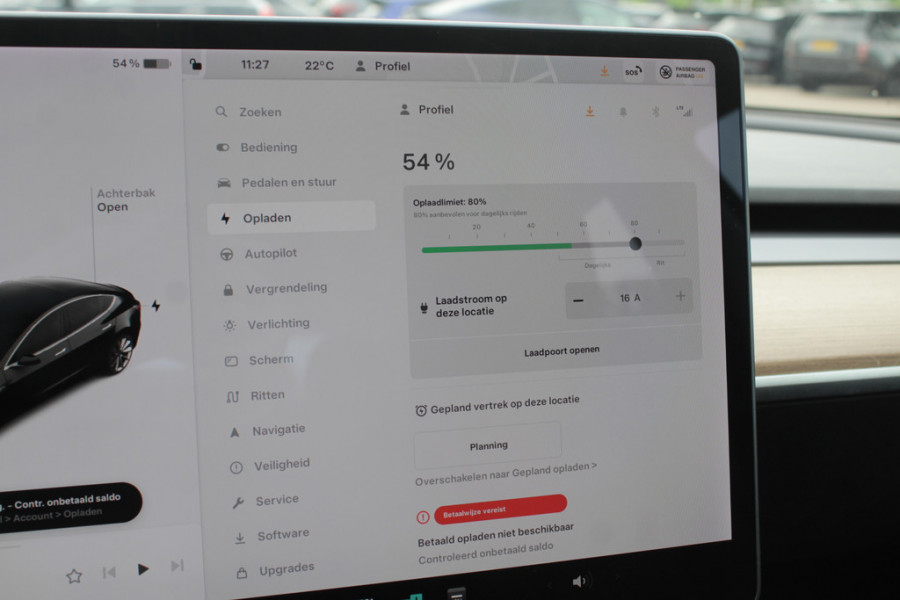 Tesla Model 3 Long Range AWD 75 kWh / Trekhaak / Autopilot / Panoramadak / Camera / Premium Audio / 18'' / Leder / Stoel+Stuurverwarming / ACC