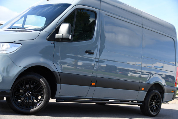 Mercedes-Benz Sprinter 317 1.9 CDI L2H2 PB Edition Camera, Cruise, Carplay, Multimedia, Automaat, Geveerde stoel, 190pk, Trekhaak, Uniek!