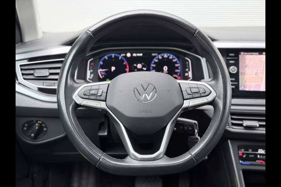 Volkswagen Taigo 1.5 TSI Style Pano/Camera/AppleCar