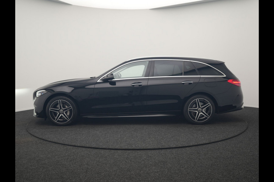 Mercedes-Benz C-Klasse Estate 300 e AMG Line PHEV 313pk Dealer O.H | Trekhaak Af Fabriek | Adaptive Cruise | Camera | Digital Light | Alcantara Sportstoelen Memory & Verwarmd | Keyless | Sfeerverlichting | Apple Carplay | Blis | DAB | 18"L.M | Plug In Hybrid