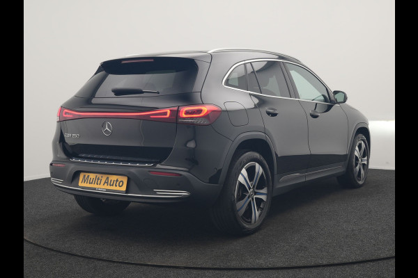 Mercedes-Benz EQA 250 Luxury Line 67 kWh 190pk Dealer O.H | Adaptive Cruise | Camera | Apple Carplay | Sportstoelen Verwarmd | Blis | Sfeerverlichting | DAB |  Navigatie | Virtual | 18"L.M