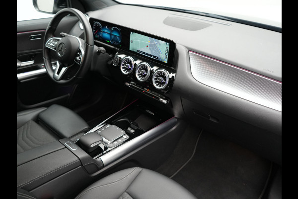 Mercedes-Benz EQA 250 Luxury Line 67 kWh 190pk Dealer O.H | Adaptive Cruise | Camera | Apple Carplay | Sportstoelen Verwarmd | Blis | Sfeerverlichting | DAB |  Navigatie | Virtual | 18"L.M