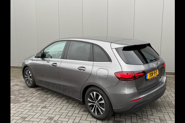 Mercedes-Benz B-Klasse 180 Automaat Mild-Hybrid Business Navigatie/Camera/Stoel-stuurverwarming