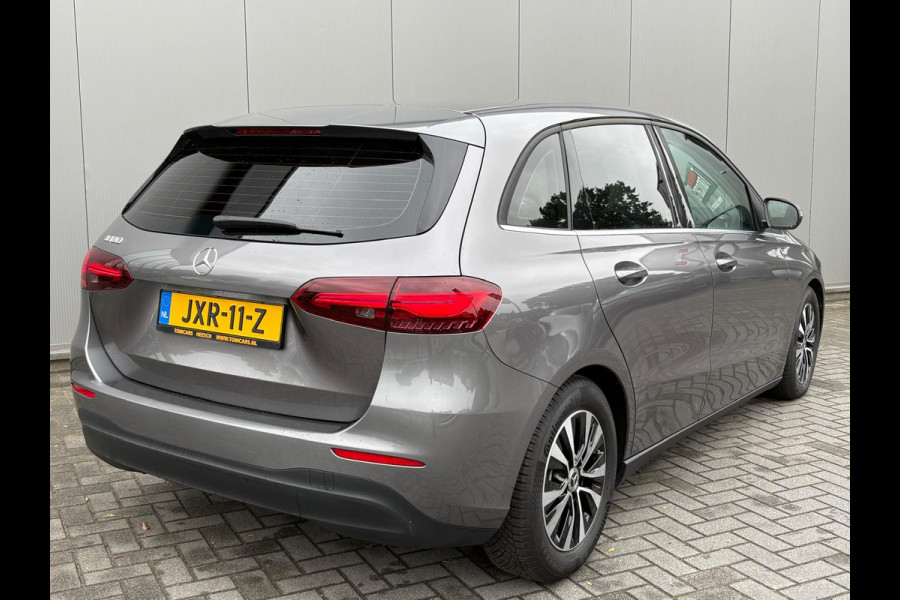 Mercedes-Benz B-Klasse 180 Automaat Mild-Hybrid Business Navigatie/Camera/Stoel-stuurverwarming