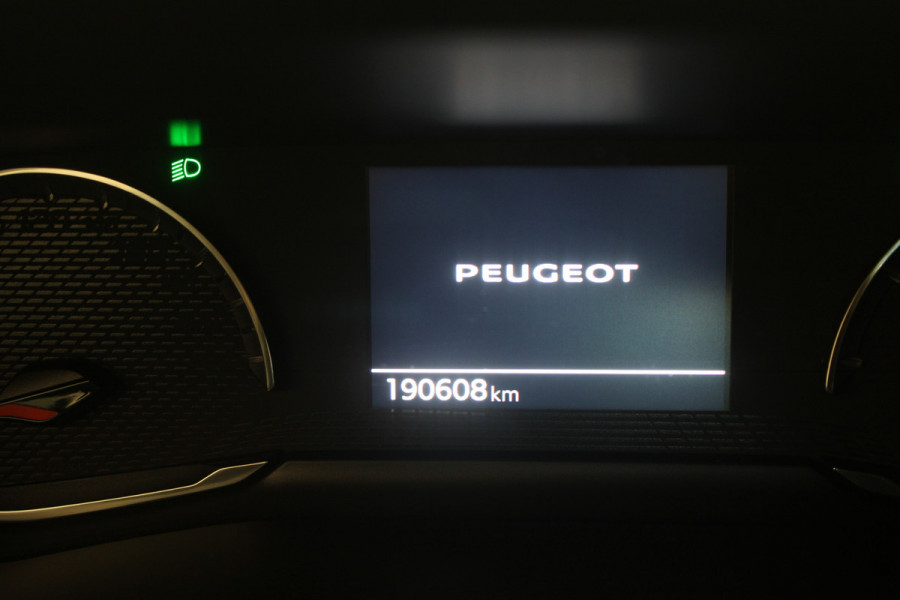 Peugeot 208 1.2 PureTech Blue Lease Active