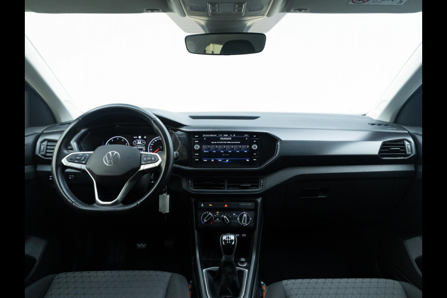Volkswagen T-Cross 1.0 TSI Life 95pk 5bak| LM-velgen| park-sensors | extra getint glas