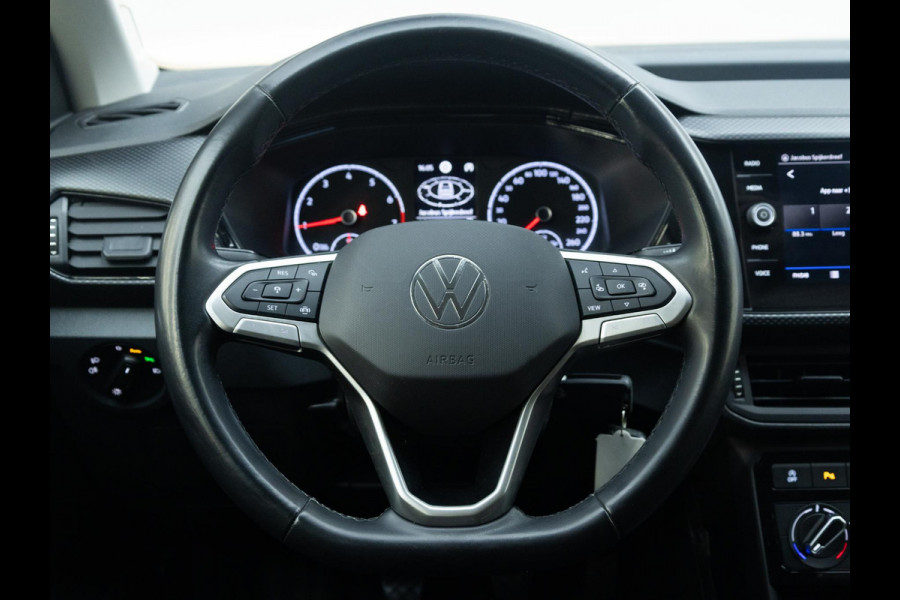 Volkswagen T-Cross 1.0 TSI Life 95pk 5bak| LM-velgen| park-sensors | extra getint glas