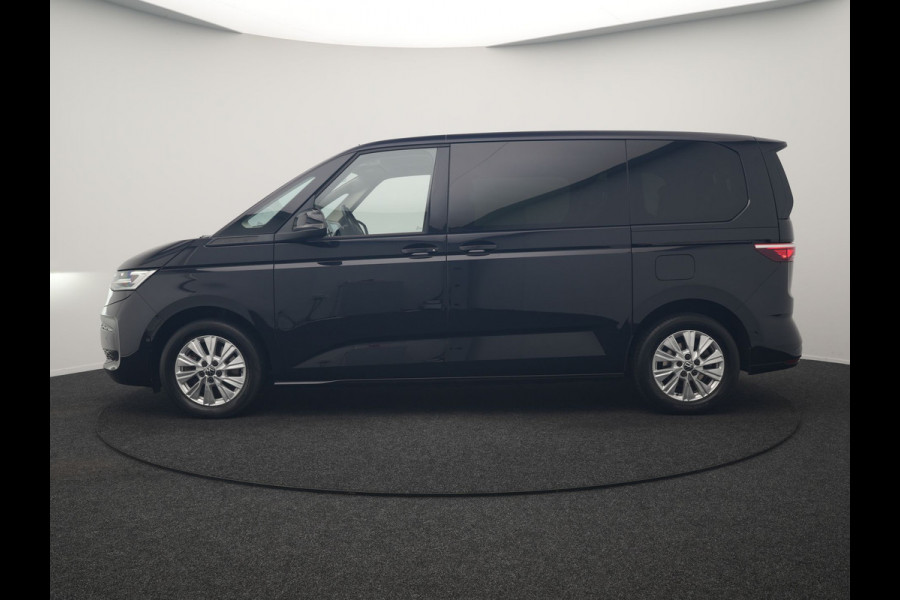 Volkswagen Multivan 1.4 eHybrid 7 Zits PHEV 218pk Dealer O.H | Trekhaak Af Fabriek | Panodak | IQ Light | Camera | Stoelverwarming | Apple Carplay | Navigatie | DAB | Cruise Control | 17"L.M | Plug In Hybrid |