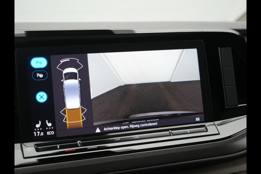 Volkswagen Multivan 1.4 eHybrid 7 Zits PHEV 218pk Dealer O.H | Trekhaak Af Fabriek | Panodak | IQ Light | Camera | Stoelverwarming | Apple Carplay | Navigatie | DAB | Cruise Control | 17"L.M | Plug In Hybrid |