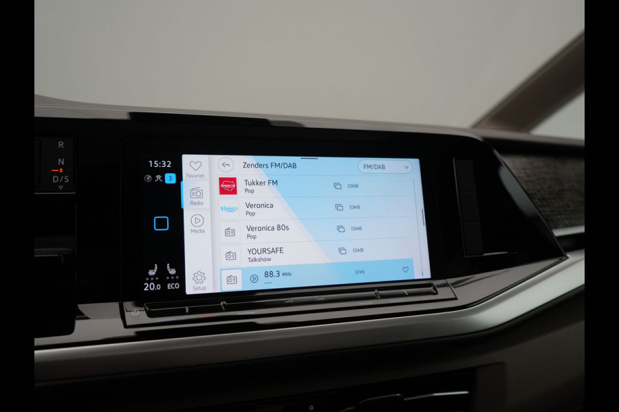 Volkswagen Multivan 1.4 eHybrid Energetic 6 Zits PHEV 218pk Dealer O.H | SOH 96,1% | Trekhaak Af Fabriek | Panodak | IQ Light | Camera | Stoelverwarming | Keyless | Sfeerverlichting | Navigatie | DAB | Cruise Control | Plug In Hybrid |