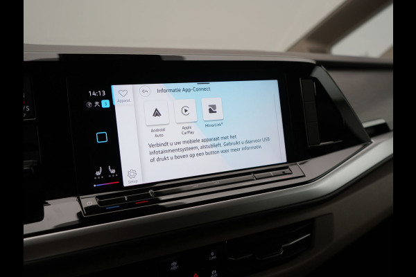 Volkswagen Multivan 1.4 eHybrid Bulli 7 Zits PHEV 218pk Dealer O.H | Trekhaak Af Fabriek | Adaptive Cruise | Camera | Sportstoelen & Stuur Verwarmd | Apple Carplay | BLIS | Navigatie | Virtual | DAB | 17"L.M | Plug In Hybrid |
