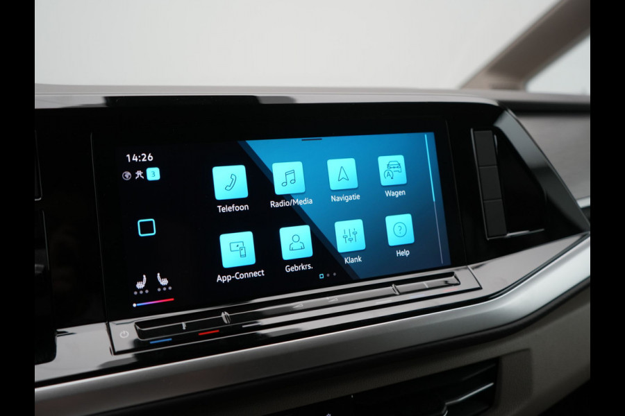 Volkswagen Multivan 1.4 eHybrid Bulli 7 Zits PHEV 218pk Dealer O.H | Trekhaak Af Fabriek | Adaptive Cruise | Camera | Sportstoelen & Stuur Verwarmd | Apple Carplay | BLIS | Navigatie | Virtual | DAB | 17"L.M | Plug In Hybrid |