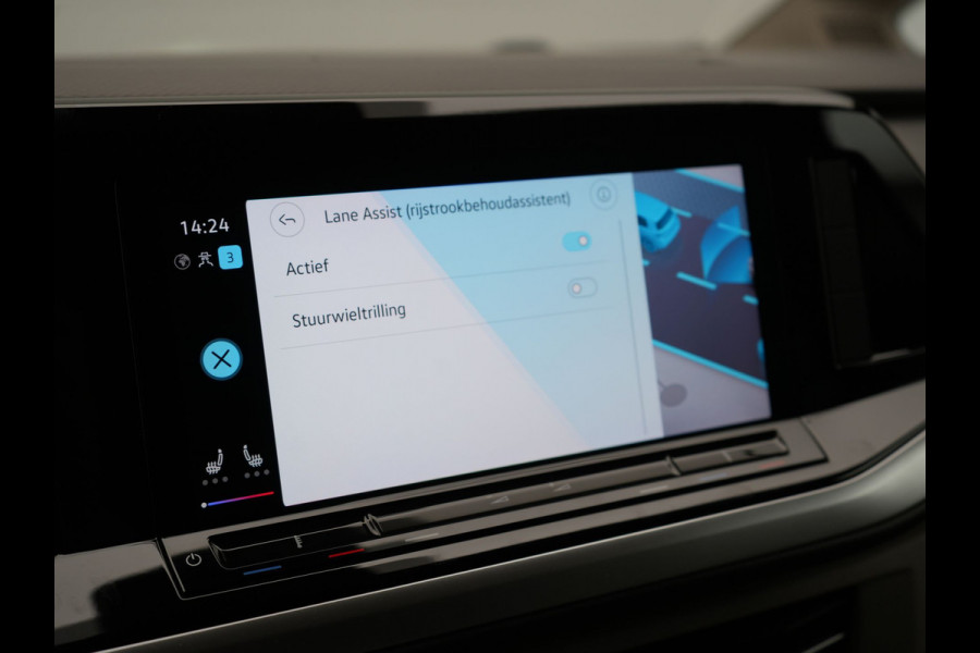Volkswagen Multivan 1.4 eHybrid Bulli 7 Zits PHEV 218pk Dealer O.H | Trekhaak Af Fabriek | Adaptive Cruise | Camera | Sportstoelen & Stuur Verwarmd | Apple Carplay | BLIS | Navigatie | Virtual | DAB | 17"L.M | Plug In Hybrid |