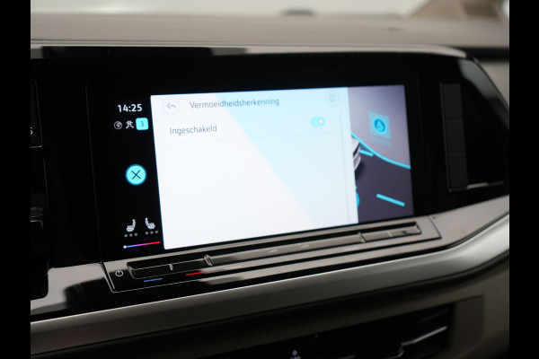 Volkswagen Multivan 1.4 eHybrid Bulli 7 Zits PHEV 218pk Dealer O.H | Trekhaak Af Fabriek | Adaptive Cruise | Camera | Sportstoelen & Stuur Verwarmd | Apple Carplay | BLIS | Navigatie | Virtual | DAB | 17"L.M | Plug In Hybrid |