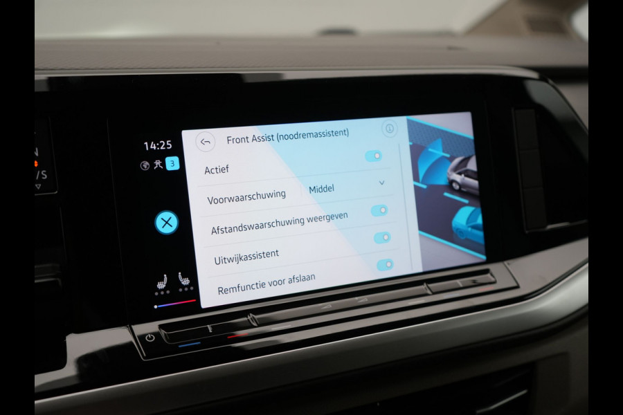 Volkswagen Multivan 1.4 eHybrid Bulli 7 Zits PHEV 218pk Dealer O.H | Trekhaak Af Fabriek | Adaptive Cruise | Camera | Sportstoelen & Stuur Verwarmd | Apple Carplay | BLIS | Navigatie | Virtual | DAB | 17"L.M | Plug In Hybrid |