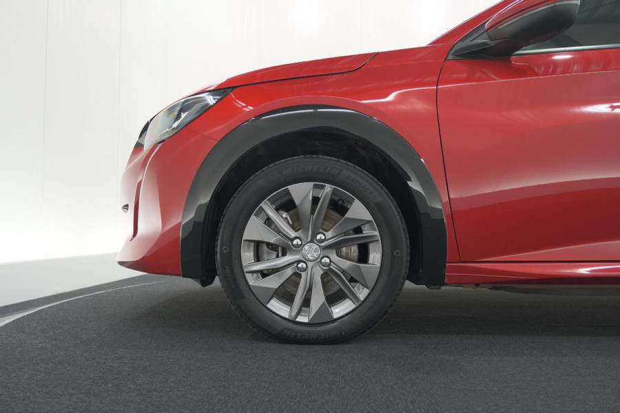 Peugeot e-208 EV Allure Pack 50 kWh | SOH 92% | Camera | Navigatie | Parkeersensoren | Keyless