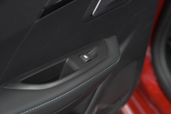 Peugeot e-208 EV Allure Pack 50 kWh | SOH 92% | Camera | Navigatie | Parkeersensoren | Keyless